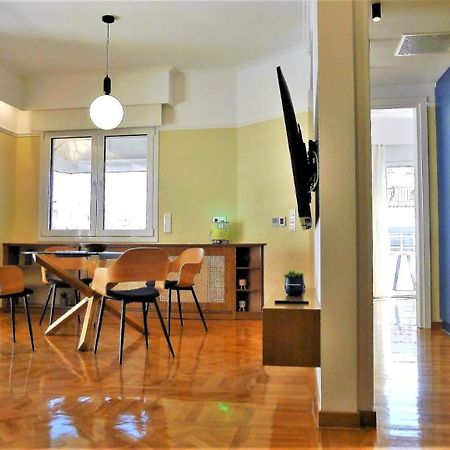 Smart And Elegant Home In The Centre Of Атина Екстериор снимка