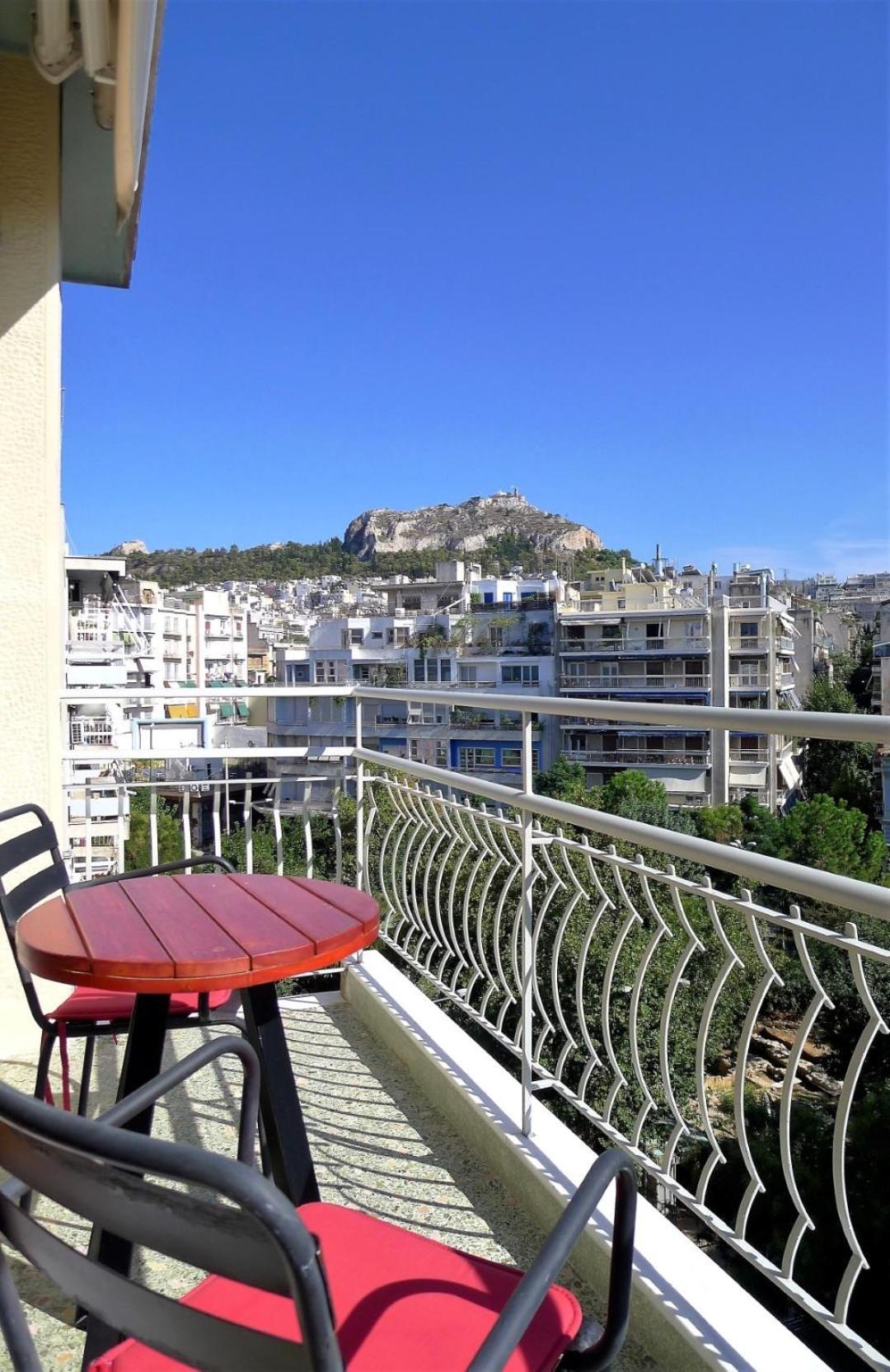 Smart And Elegant Home In The Centre Of Атина Екстериор снимка