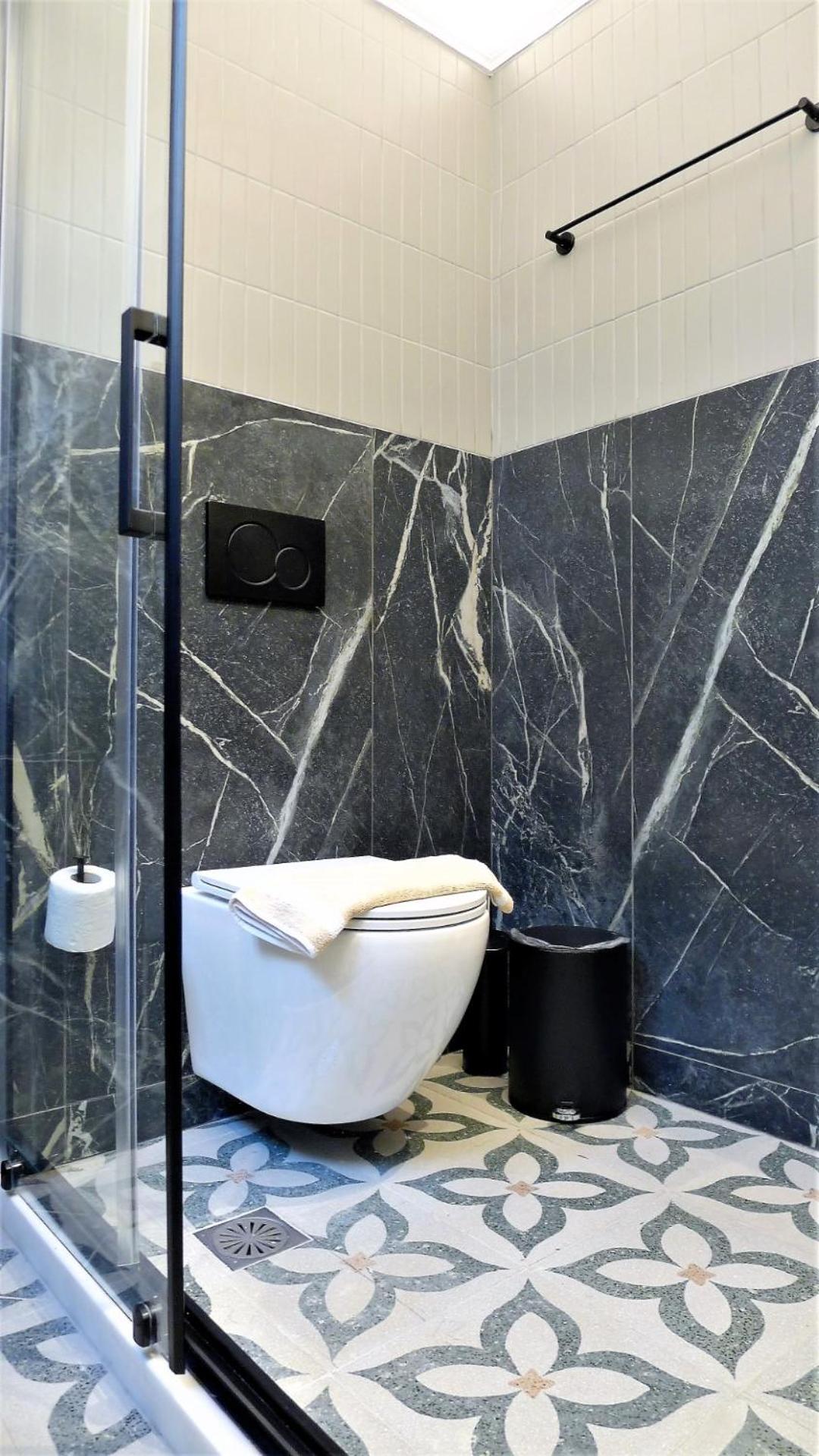 Smart And Elegant Home In The Centre Of Атина Екстериор снимка