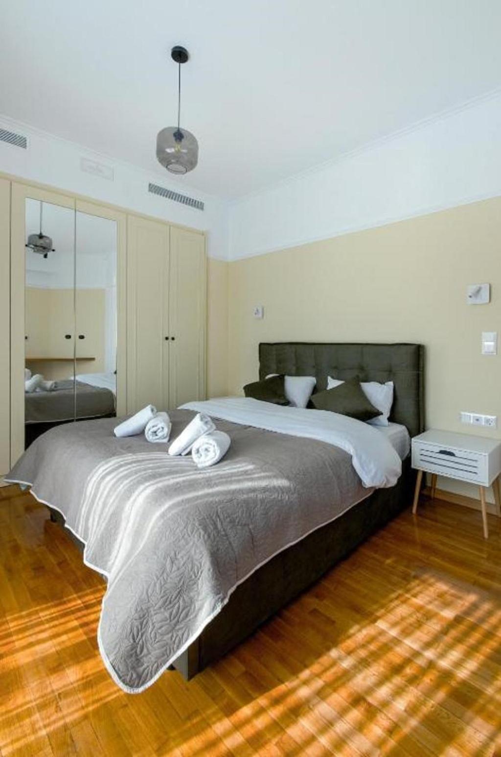 Smart And Elegant Home In The Centre Of Атина Екстериор снимка